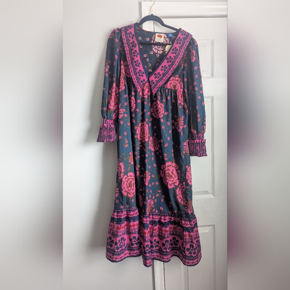 *NEW* FARM Rio Pink Ruffled Tiered dress with Bishop Sleeves - Picture 2 of 4